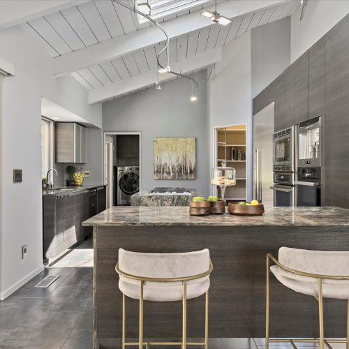 08-Kitchen