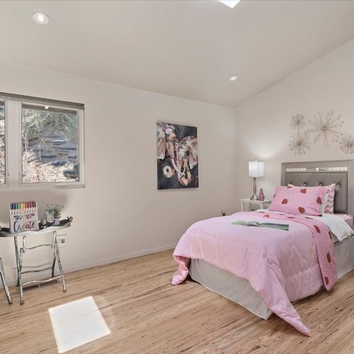 19-Bedroom