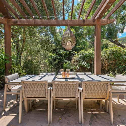 27-Outdoor Dining